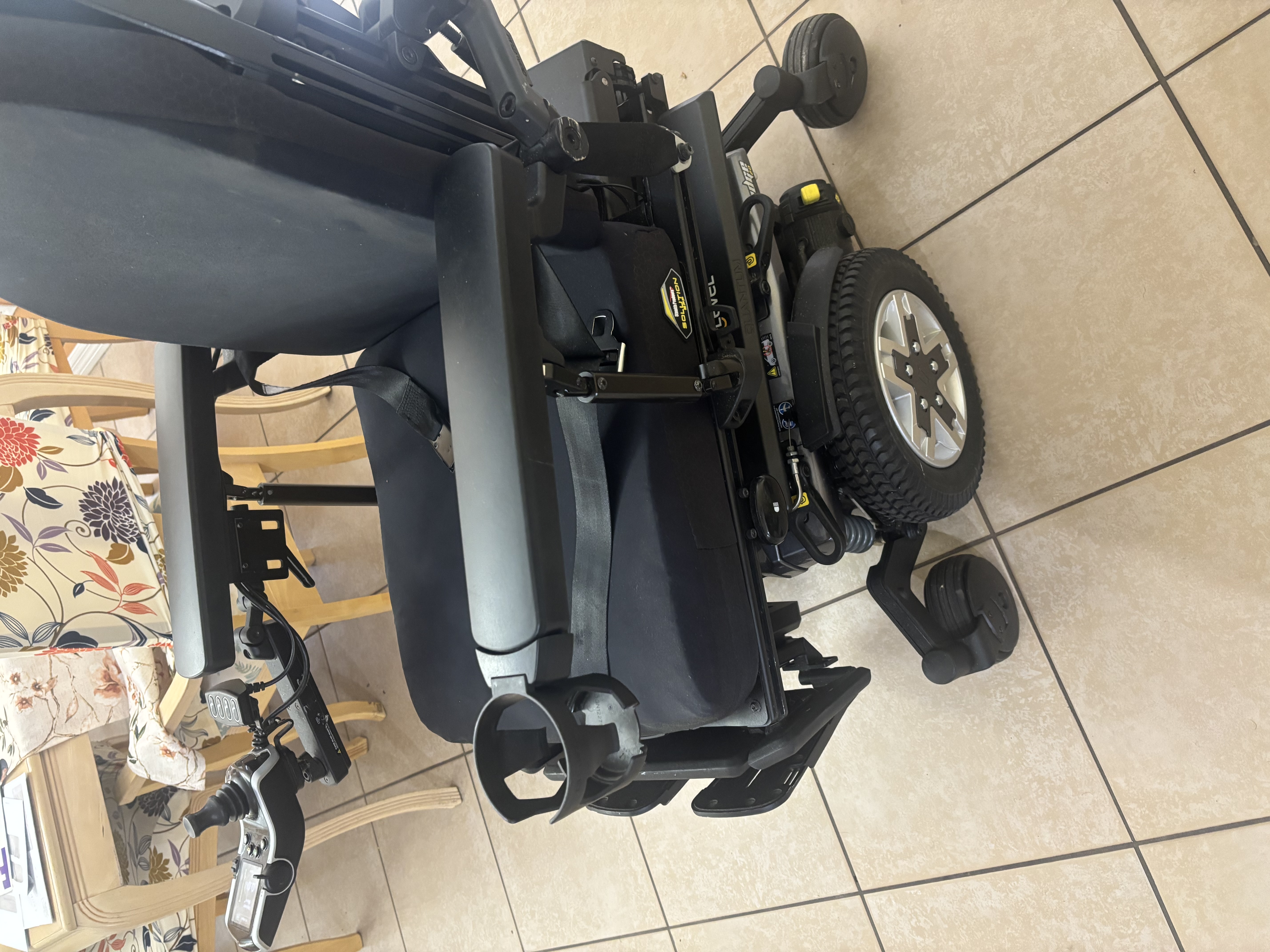 Quantum Rehab Power Wheelchair with iLevel – Great Working Condition $2,400 OBO